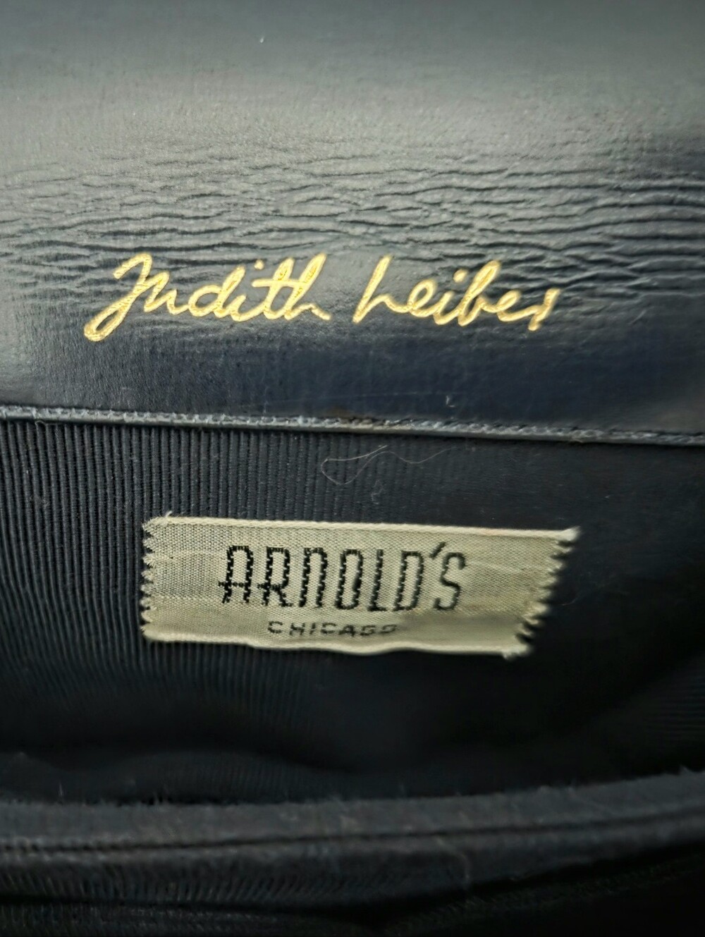 Judith Leiber Black Patent Leather Top-Handle Box Bag with Gold Hardware - Picture 3 of 11